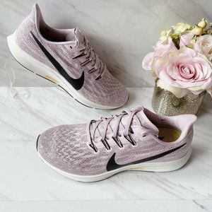 Nike Air Zoom Pegasus 36 Lightweight Running Shoe